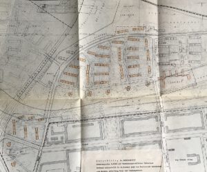 Bebauungsplan 1953. Oben links Matthäifriedhof. Auf dem Gelände von Lindenhain ist der geplante Betriebsbahnhof